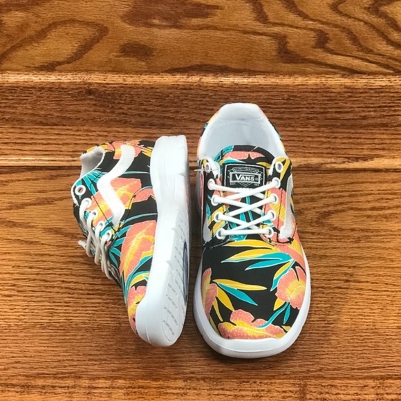 Vans‎ Iso 1.5 Tropical Leaves Black Shoes - Picture 4 of 7